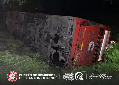 Bus siniestrado en Quinind�.