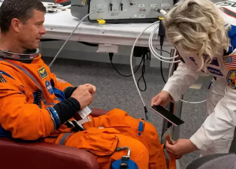 El iPhone 17 Pro Max viaja a la Luna.