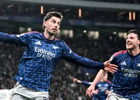 El Arsenal busca avanzar a semifinal de la Champions League.