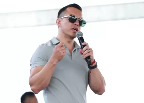 �Qu� pasa en Ecuador?, un an�lisis con Pipo Laso.