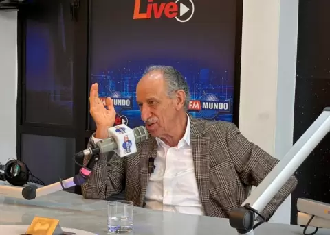 Roque Sevilla habla del futuro de la ciudad de Quito, los desaf�os y decisiones urgentes.