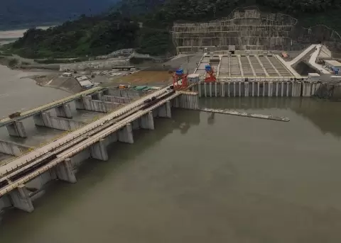 Central hidroel�ctrica Coca Codo Sinclair.