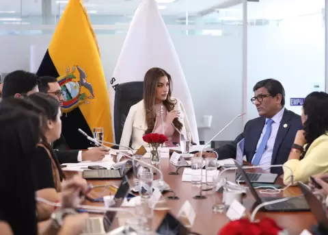 Sesi�n de la Comisi�n de Relaciones Internacionales el 9 de abril del 2026.