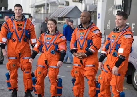 La misi�n Artemis II concluy� exitosamente.