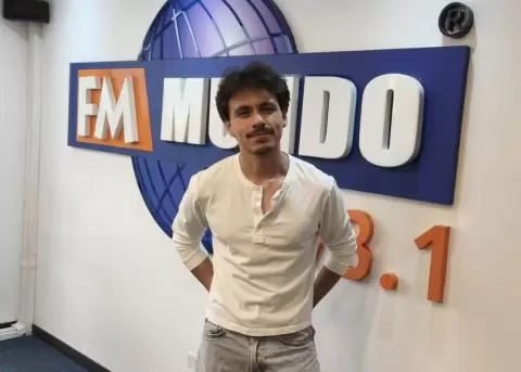 Alejandro Sierra presenta su m�s reciente sencillo, 'Su�ltalo'.