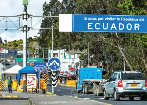 El Puente Internacional Rumichaca, en la frontera entre Ecuador y Colombia.
