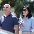 Jeff Bezos y Lauren S�nchez disfrutan las islas Gal�pagos en su yate