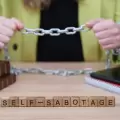 �C�mo dejar de autosabotearte para aprender a conocer tu valor?