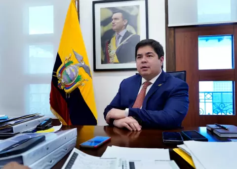 Arturo F�lix Wong es trasladado desde Colombia; Canciller�a confirma medida por motivos de seguridad