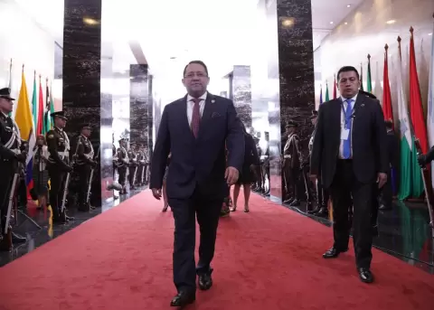Mauricio Torres, contralor general del Estado, en su llegada al informe a la Naci�n del presidente Daniel Noboa, el 24 de mayo de 2024.