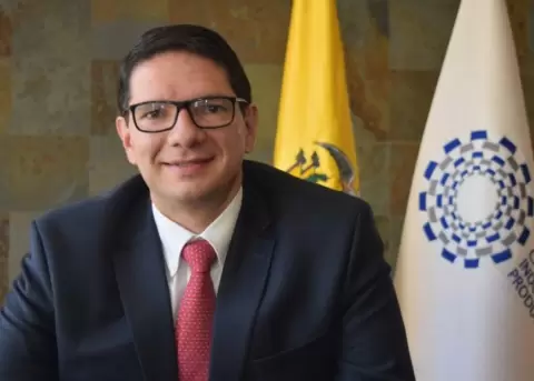 Pablo Agust�n Zambrano Albuja fue embajador de Ecuador en EE.UU. desde el 20 de marzo de 2025 hasta el 22 de abril de 2026.