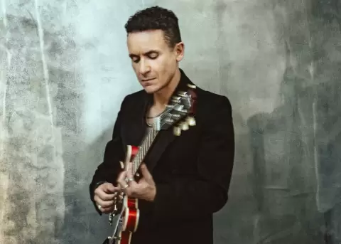 Nuevo �lbum de Fonseca explora emociones, tiempo y ra�ces musicales.