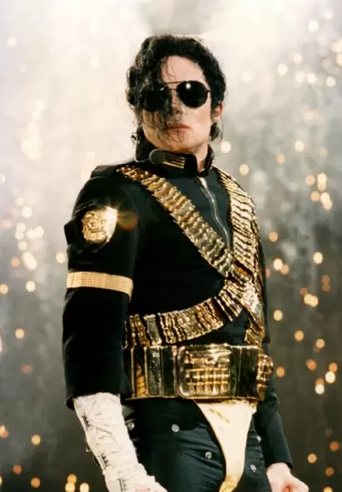 Recreaci�n sonora, cine, precisi�n t�cnica, voz ic�nica, biopic, fidelidad, producci�n, audio, legado, detalle.