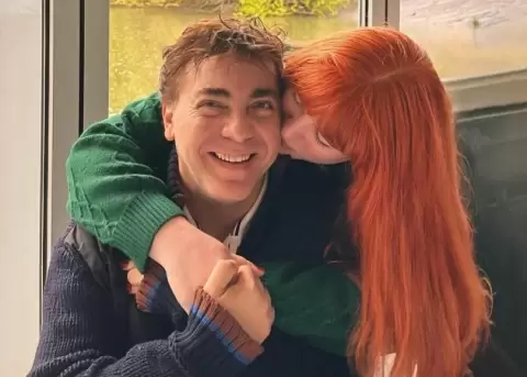 Cristian Castro estrena romance.