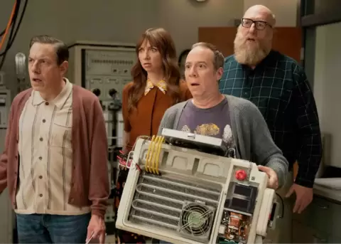 Spin-off, comedia, estreno, televisi�n, universo, fracaso, personaje, fans, ciencia, humor.