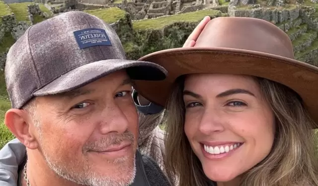 Alejandro Sanz y su nueva pareja en Machu Picchu.