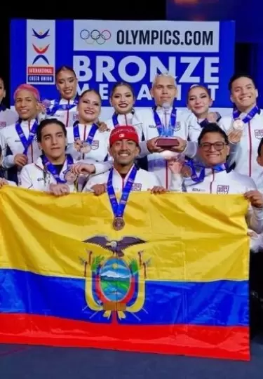 Ecuador obtiene medalla de bronce en competencia internacional de danza.