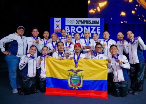 Ecuador obtiene medalla de bronce en competencia internacional de danza.