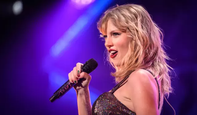 Taylor Swift anuncia canci�n para la nueva entrega de Toy Story.
