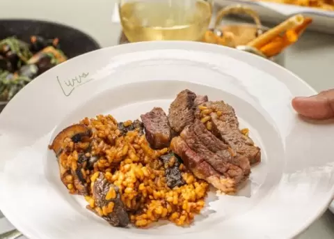 Livvo te lleva a Europa sin salir de Quito.