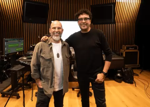 Nueva versi�n de Dicen re�ne a Sacoto y Cepeda.