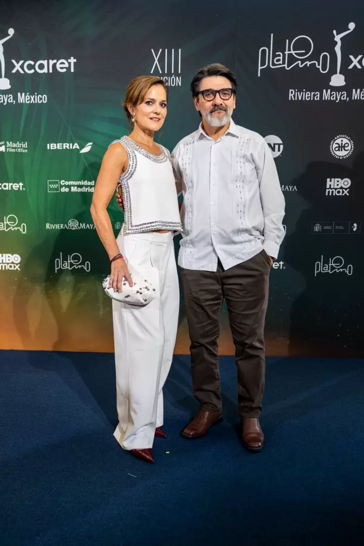 Mejor Interpretaci�n de Reparto en Miniseries o Teleseries, ambos por El Eternauta