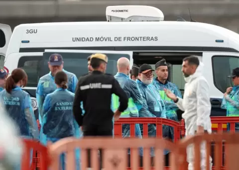 Pasajeros del crucero MV Hondius fueron evacuados en Tenerife tras alerta sanitaria