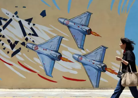 Imagen reciente de un mural en Teher�n, en Ir�n.