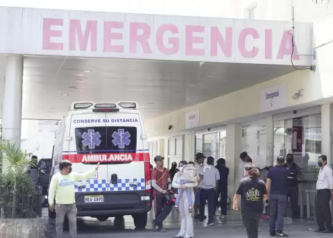 Padres de menores con Atrofia Muscular Espinal denuncian presuntas anomal�as en hospital de Guayaquil