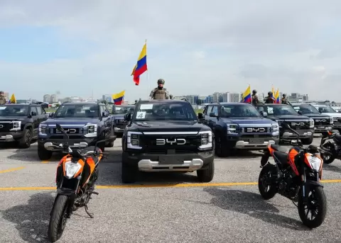 Fuerzas Armadas incorporan nuevos veh�culos para operativos en Guayas