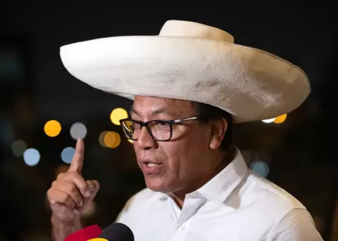 La Fiscal�a de Per� solicit� una condena superior a cinco a�os de prisi�n contra Roberto S�nchez, quien es investigado por supuestas irregularidades.