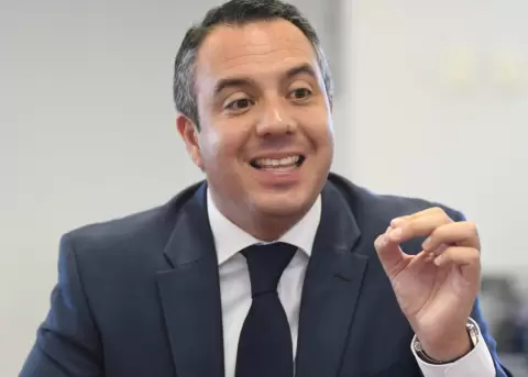 Celi Subray� que el movimiento SUMA ha "perdido la br�jula" y ha abandonado el modelo de "Gobierno Responsable" por el cual fue fundado hace 14 a�os .