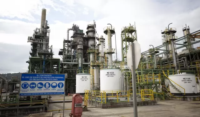Unidad FCC de la Refiner�a de Esmeraldas.