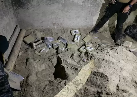 Media tonelada de droga hallada en Tarifa, Samborond�n.