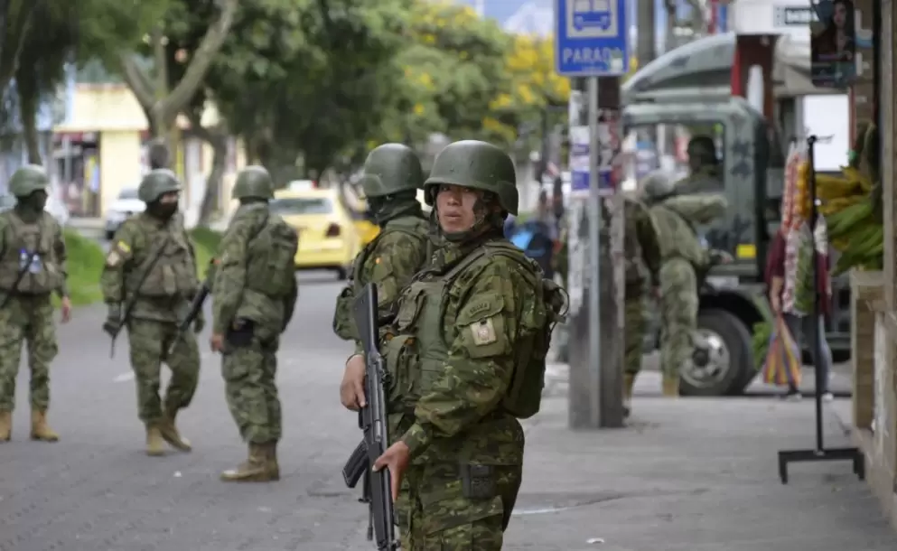 Municipio y otras instituciones deben 'arrimar el hombro' en la ofensiva contra el crimen organizado en Quito, dice excomandante de Polic�a