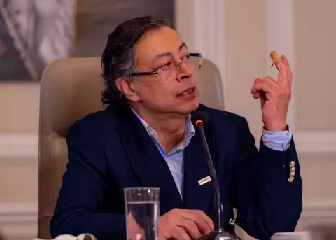 Gustavo Petro plantea eliminar aranceles si Ecuador adopta la misma medida