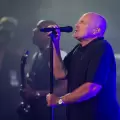 Phil Collins revela que sus hijos fueron llamados para despedirse de �l tras una crisis de salud por su alcoholismo