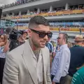 Zayn Malik es criticado por abrirse paso a empujones entre una multitud