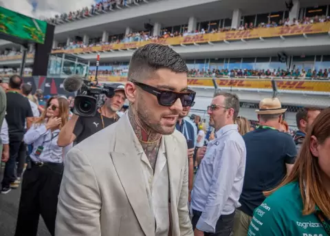 Zayn Malik responde a cr�ticas tras video viral.