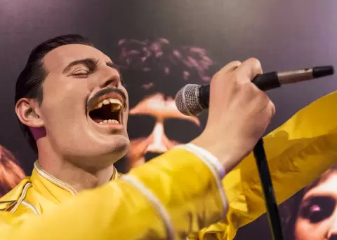 Freddie Mercury vuelve al centro del misterio con impactantes revelaciones familiares in�ditas-