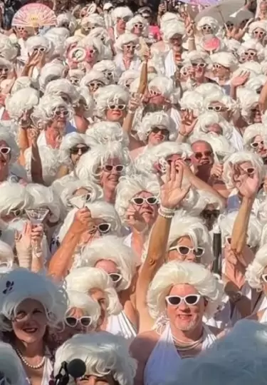 Miles de personas se reunieron en Palm Springs para celebrar a Marilyn Monroe.