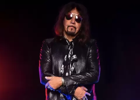 Ace Frehley, el guitarrista principal original de KISS.