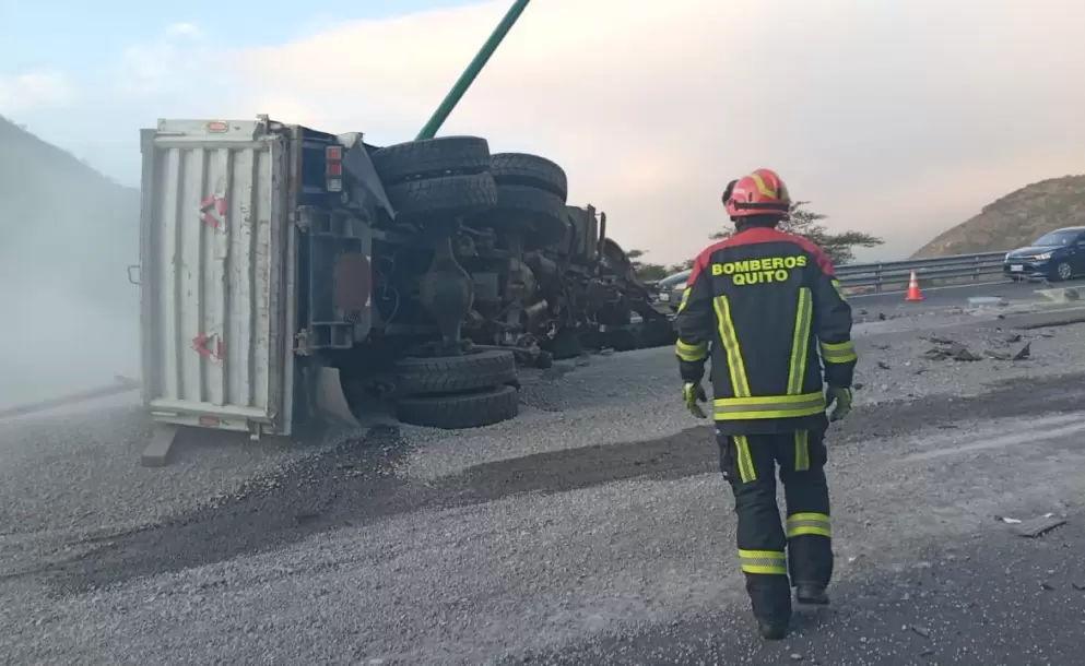 Accidente de tr�nsito en Guayllabamba deja un fallecido y un herido