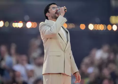 La Casita de Bad Bunny "en venta".