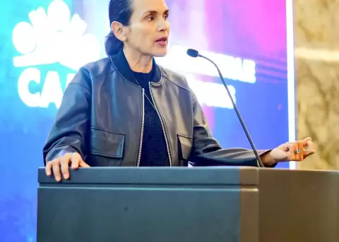 Foro El�ctrico, organizado por La Cofradia Perla, la ministra de Energ�a y Minas (e) In�s Manzano en el discurso de inauguraci�n.