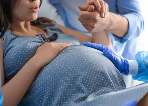 Falta de servicios b�sicos agrava la crisis de salud materna en Ecuador