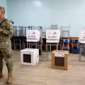 Ecuador camina a las seccionales con una "sociedad fatigada" que experimenta una "profunda apatía" a la política, afirma analista