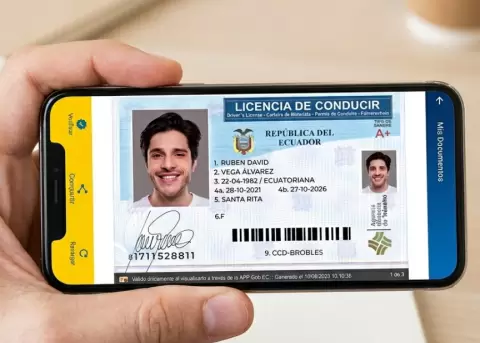 ANT suspende temporalmente la emisi�n de licencias de conducir en el exterior