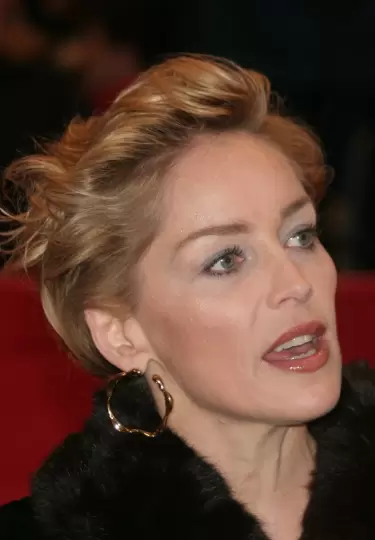 Sharon Stone defiende Euphoria como herramienta educativa para familias y j�venes.
