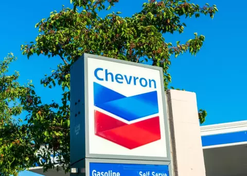 Cientos de organizaciones piden a Ecuador 'acci�n pol�tica' contra petrolera.